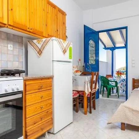Nyaraló Eleni's House